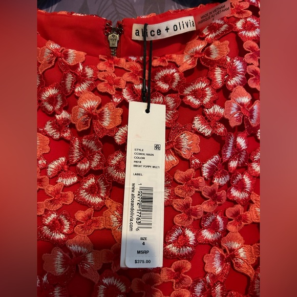 NWT Alice + Olivia Clyde Floral Lace Eyelet Shift Dress - Picture 3 of 3